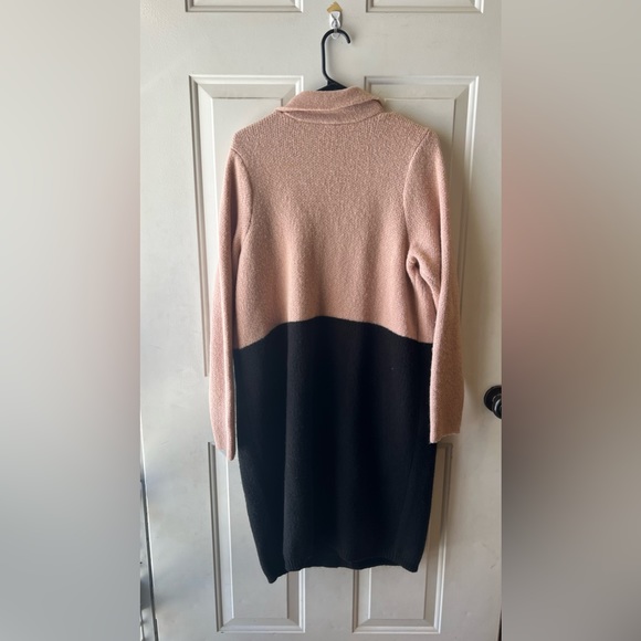 Torrid two tone long jacket size 0 - Picture 4 of 6